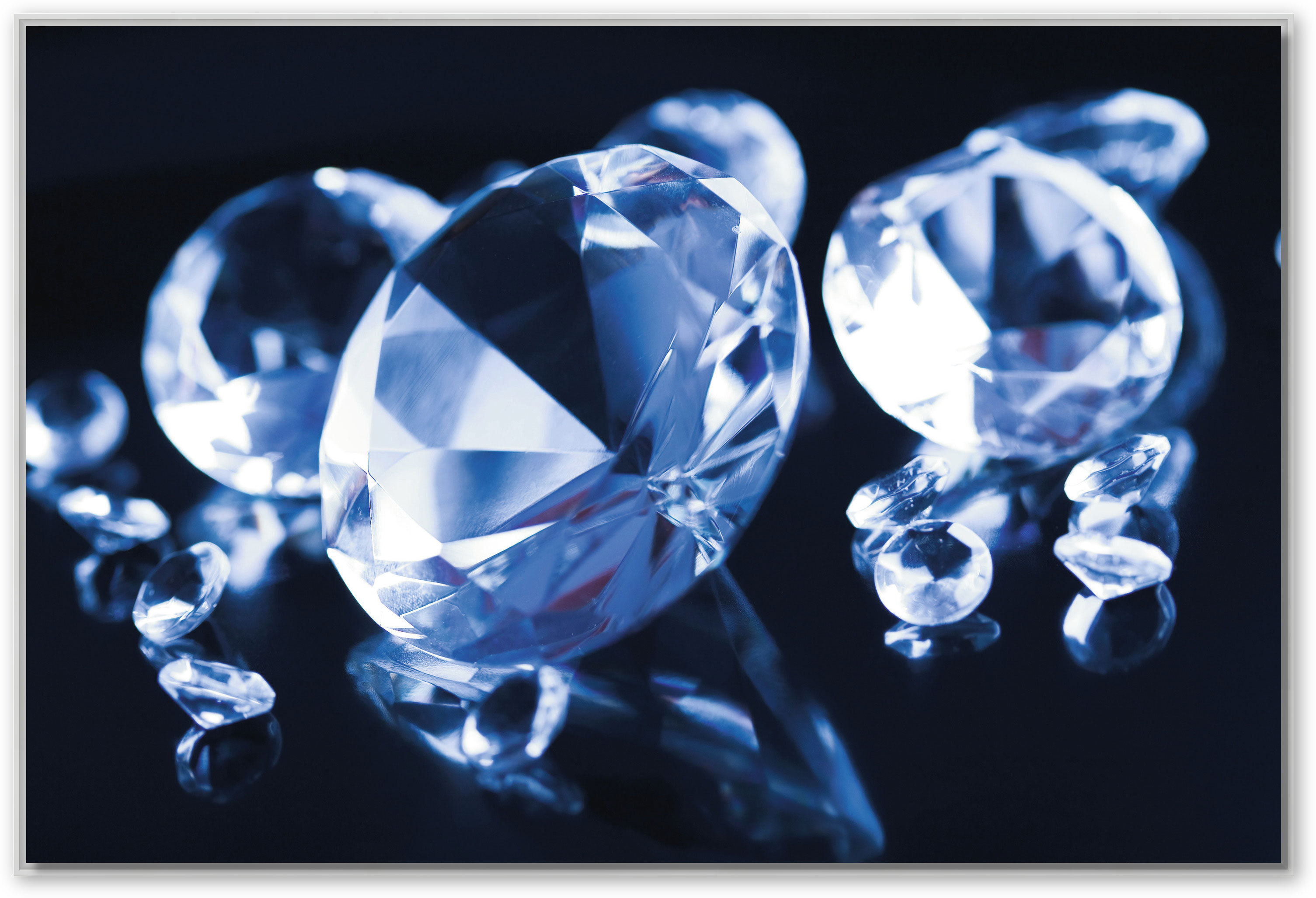 Blaue Diamanten, Schattenfugenrahmen weiß